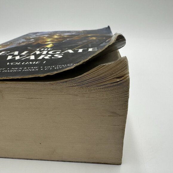 Warhammer Age of Sigmar : The Realmgate Wars Volume 1 / Paperback Omnibus - Picture 6 of 12